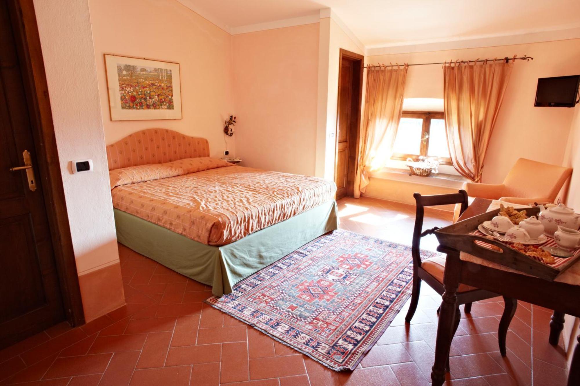 Relais Villa Belpoggio - Residenza D'Epoca Loro Ciuffenna Værelse billede